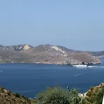 Zanart Maisonette * Tripiti