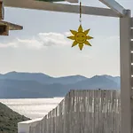 Zanart Maisonette * Tripiti