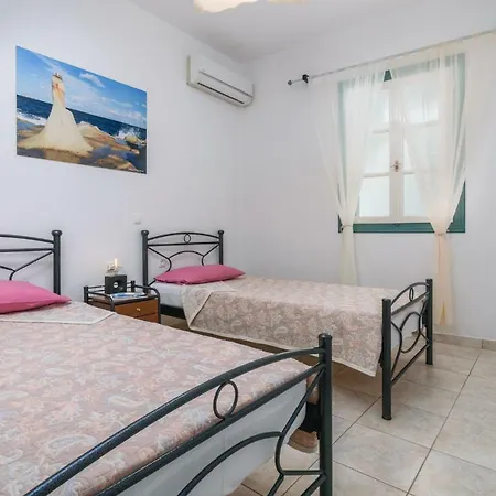 Zanart Maisonette 트리피티